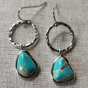 Faux Mottled Cream Brown Veined Turquoise Silver Tone Hammered Pierced Earrings